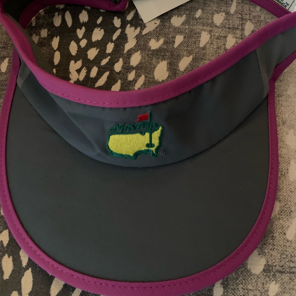 Masters adjustable gray and fuchsia visor, original tag attached